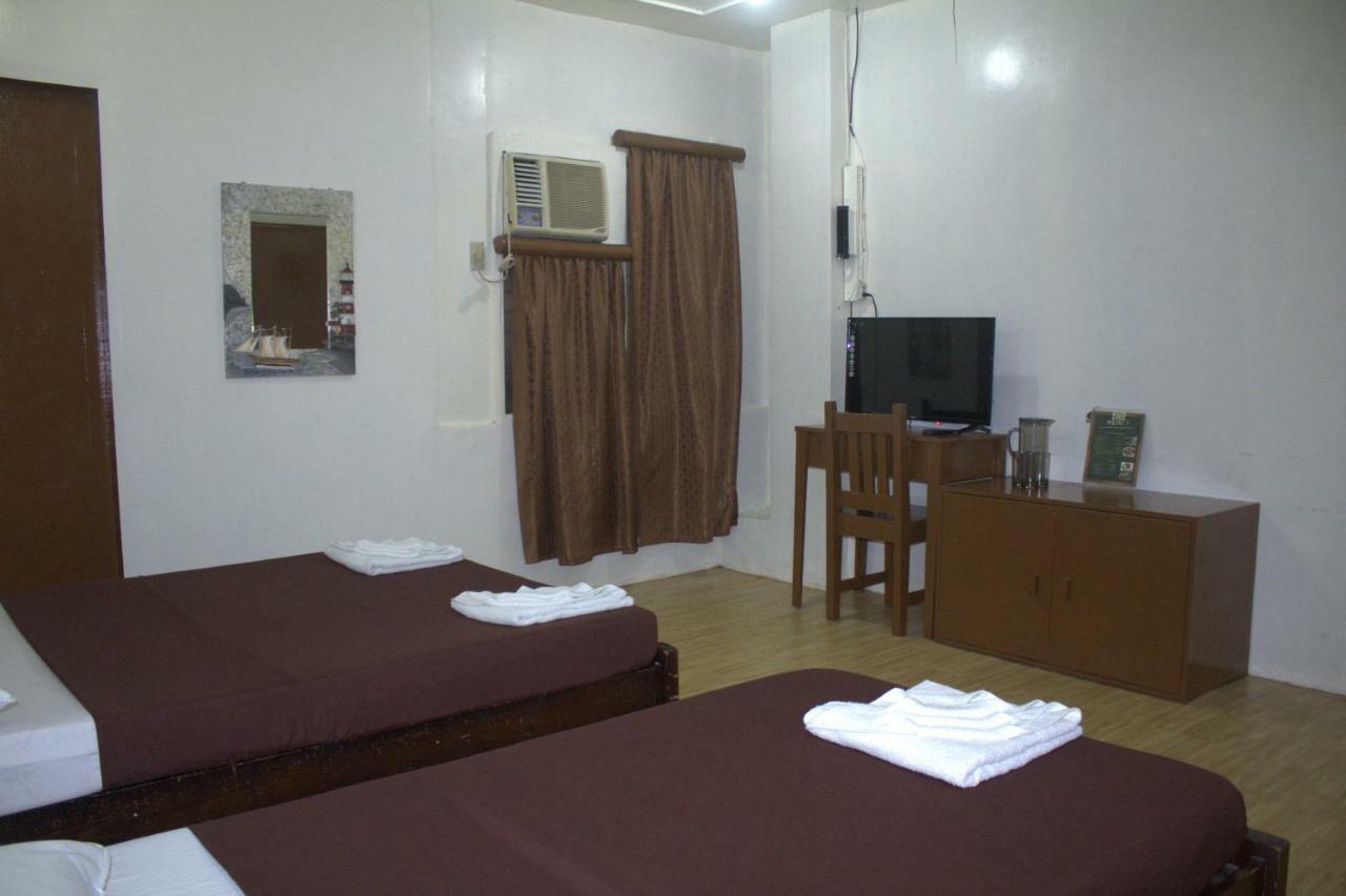 Coron Town Traveller'S Dormitory 外观 照片